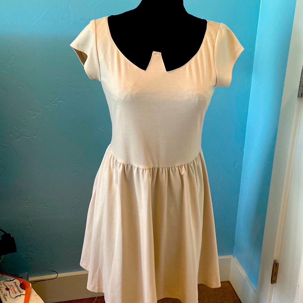 Lauren Conrad cream with black lace collar size 10- like new